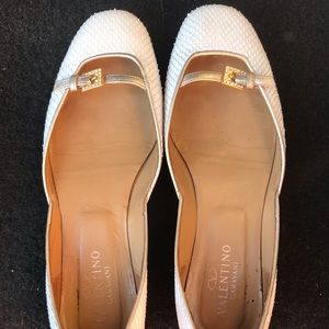 Valentino flats